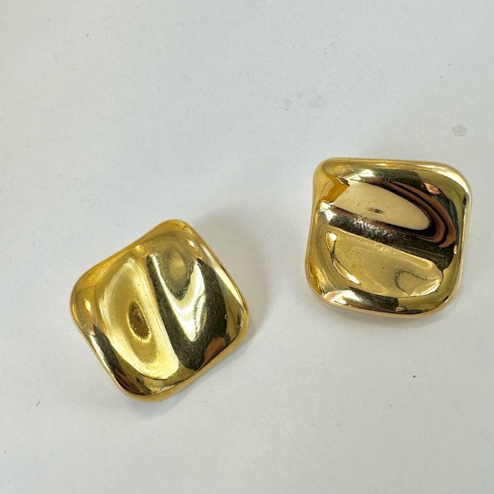 Gold tone square post earrings